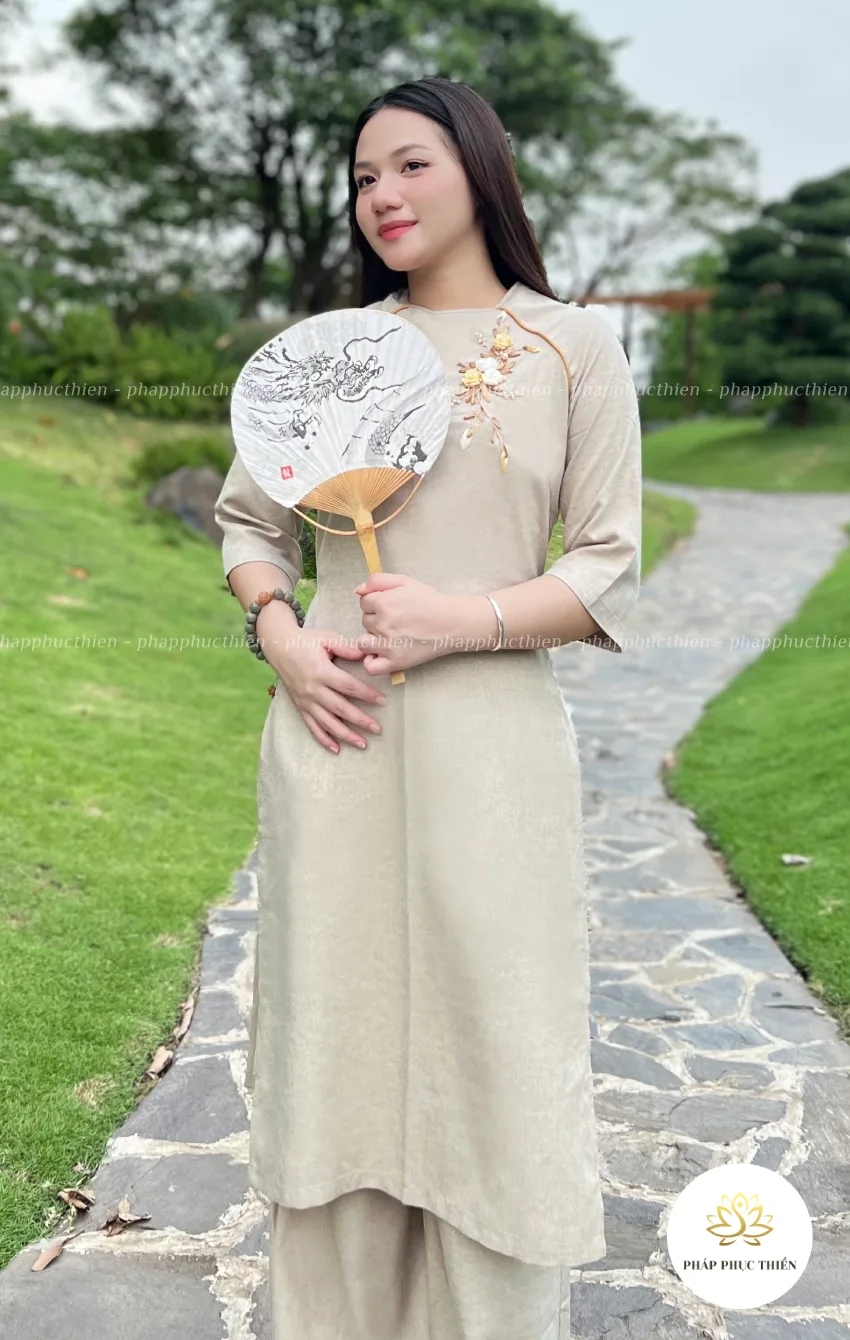 Áo dài đi chùa cao cấp màu kem chất liệu linen Ấn Độ