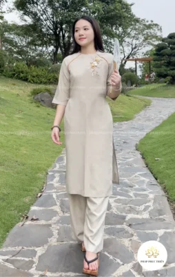 Áo dài đi chùa cao cấp màu kem chất liệu linen Ấn Độ