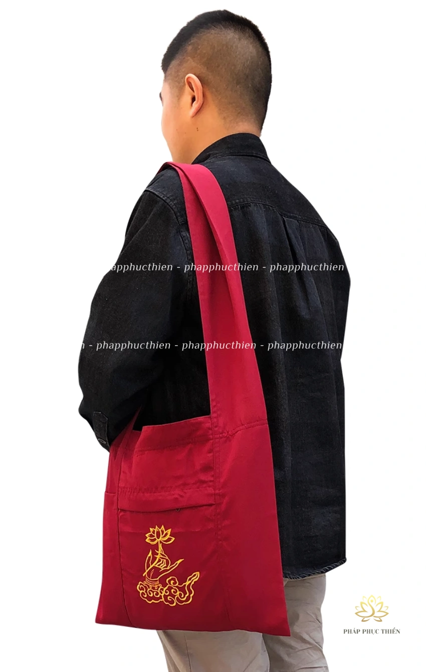 tui-vai-di-chua-mau-do (1) Túi vải đi chùa màu đỏ