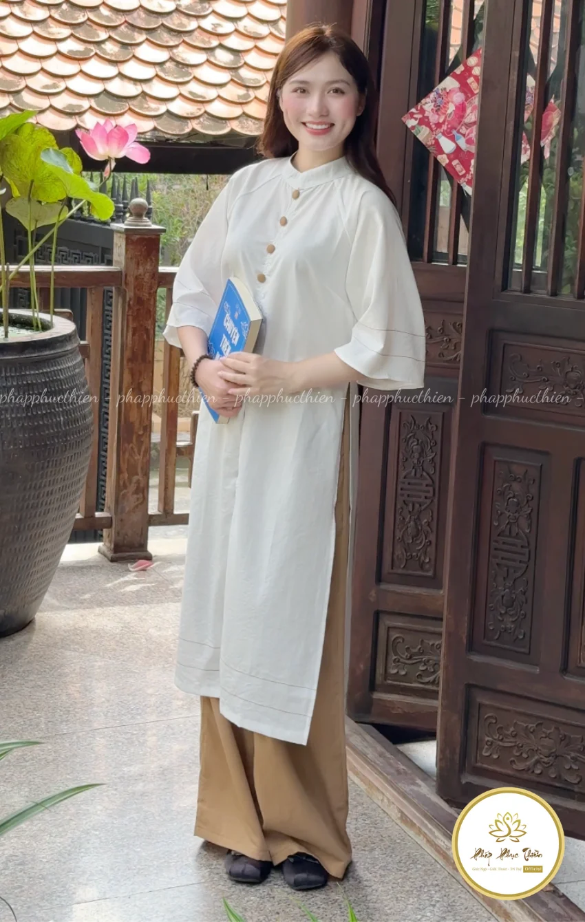Pháp phục Áo Dài Cách Tân Nút Kem