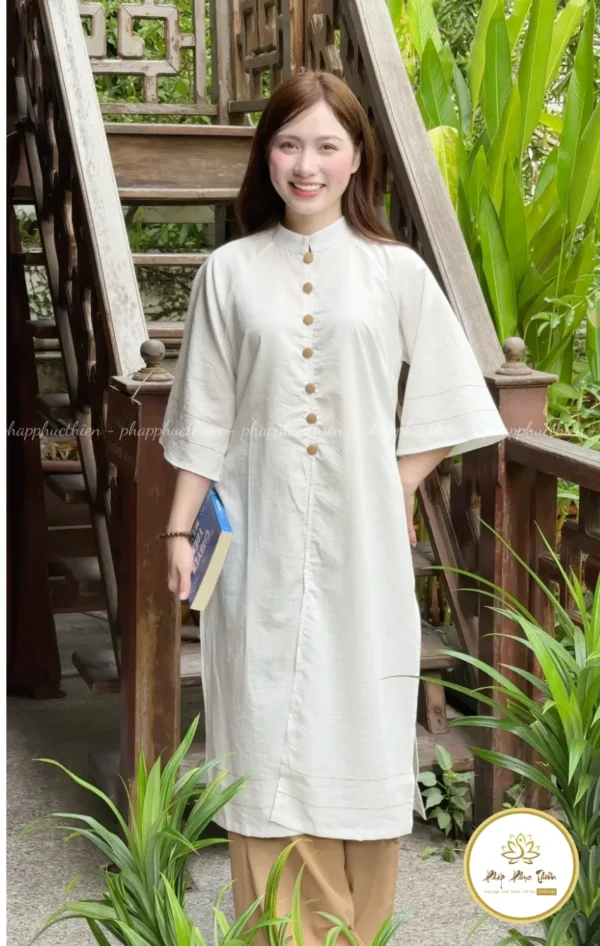 Pháp phục Áo Dài Cách Tân Nút Kem