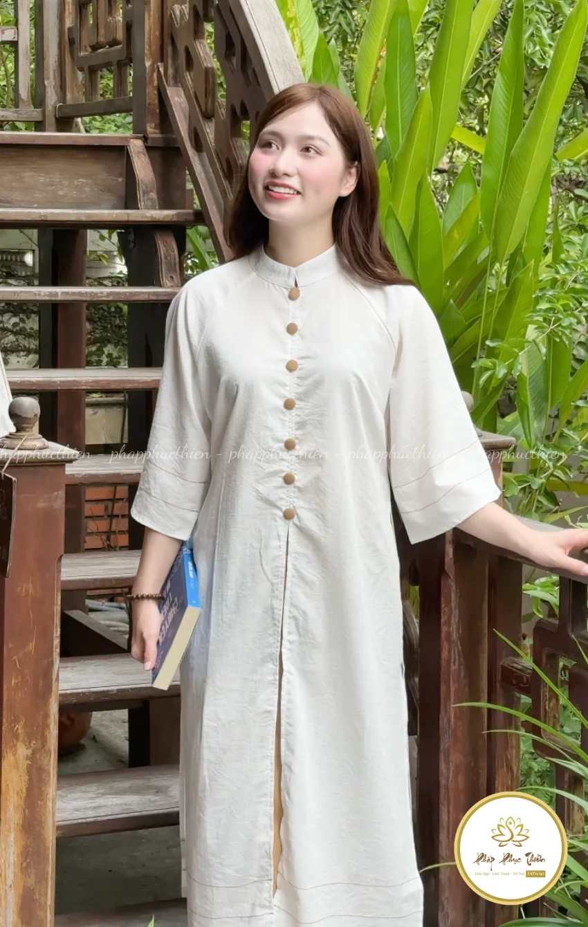 Pháp phục Áo Dài Cách Tân Nút Kem