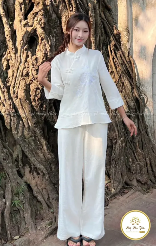 Pháp Phục Liên Hoa Sen Màu Trắng