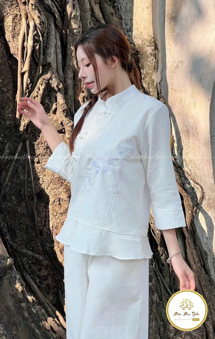 Pháp Phục Liên Hoa Sen Màu Trắng