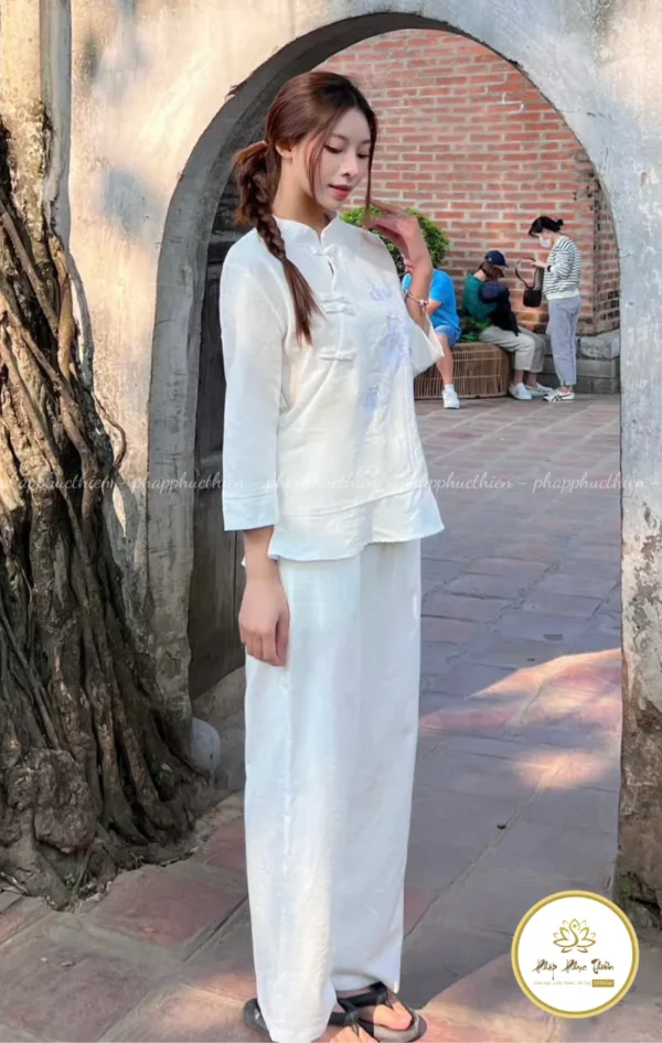 Pháp Phục Liên Hoa Sen Màu Trắng