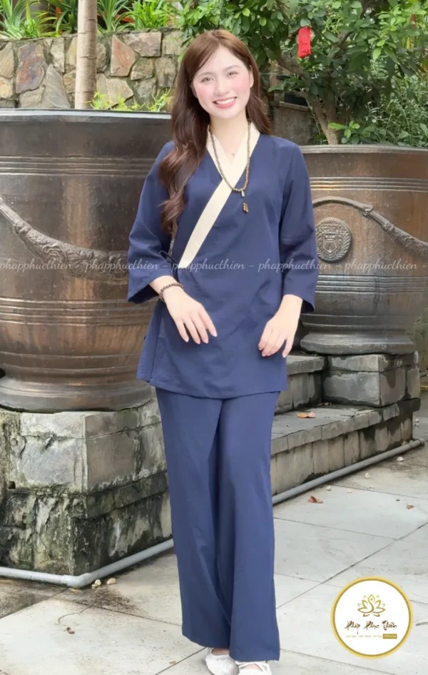 Pháp Phục Nhật Nữ Vạt Xéo Màu Xanh Coban