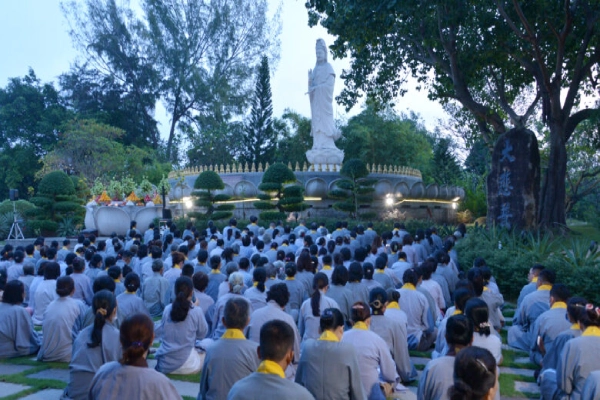 Ngày Vía Quán Thế Âm Xuất Gia